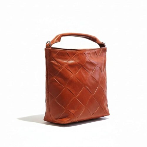 ARYA | Carlo Cecchini Roma. Borsa donna artigianale in pelle cuoio arancio EMPIRE P EROS Q CUOIO - su sfondo bianco