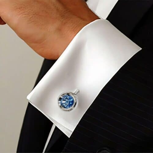 AryA Gioielli | Altarocca gemelli uomo tondi con cristallo Swarovski azzurro - 216AB - su polsino camicia