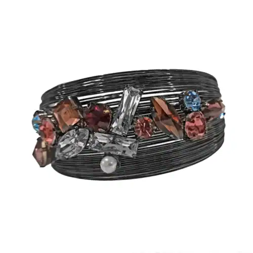 AryA Gioielli | Bracciale donna cuff rigido multifilo in ottone rodiato nero con strass - vista frontale su sfondo bianco